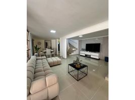 6 Bedroom Villa for sale in Bare Foot Park (Parque de los Pies Descalzos), Medellin, Medellin