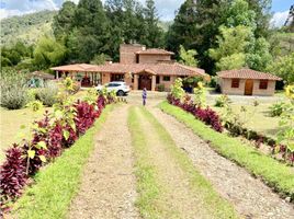 4 Habitación Villa en venta en Marinilla, Antioquia, Marinilla