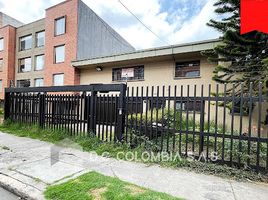 4 Bedroom House for sale in Templo Bogotá Colombia, Bogota, Bogota