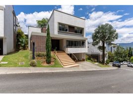 3 Habitación Villa en alquiler en Colombia, Medellín, Antioquia, Colombia