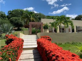 5 Bedroom Villa for sale in Cundinamarca, Ricaurte, Cundinamarca