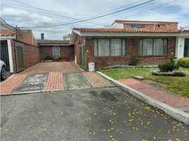 3 Bedroom House for sale in Bogota, Cundinamarca, Bogota