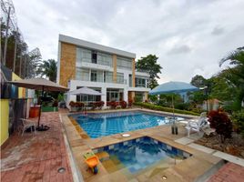 6 Bedroom House for sale in Cundinamarca, La Mesa, Cundinamarca