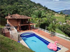 6 Habitación Villa en alquiler en Girardota, Antioquia, Girardota