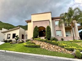 4 Habitación Casa en venta en Monterrey, Nuevo León, Monterrey