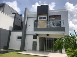 4 Bedroom Villa for sale in Cordoba, Monteria, Cordoba