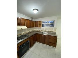 3 Habitación Apartamento en venta en Metro de Medellín, Bello, Bello