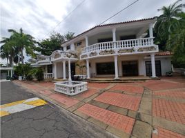 5 Bedroom House for sale in Ricaurte, Cundinamarca, Ricaurte