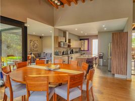 4 Schlafzimmer Haus zu verkaufen in Valle De Bravo, Mexico, Valle De Bravo