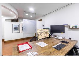 87 SqM Office for sale in Colombia, Bogota, Cundinamarca, Colombia