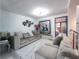 3 Bedroom House for sale in Bare Foot Park (Parque de los Pies Descalzos), Medellin, Medellin