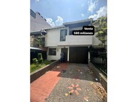 4 Habitación Villa en venta en Envigado, Antioquia, Envigado