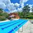8 Bedroom House for sale in Villeta Cundinamarca, Villeta