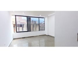 24.70 SqM Office for sale in Centro Comercial Unicentro Medellin, Medellin, Medellin