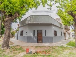 2 Bedroom House for sale in General San Martin, Buenos Aires, General San Martin