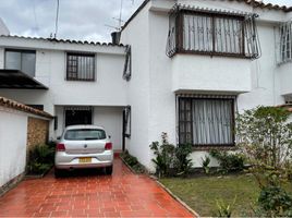 4 Bedroom House for sale in Templo Bogotá Colombia, Bogota, Bogota