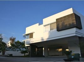 Maison 4 chambre à vendre à Queretaro, Queretaro, Queretaro, Queretaro