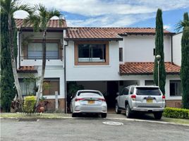 4 Habitación Villa en venta en Envigado, Antioquia, Envigado