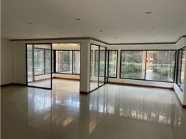 6 Bedroom Villa for sale in Bare Foot Park (Parque de los Pies Descalzos), Medellin, Medellin