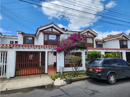 4 Bedroom House for sale in Bogota, Cundinamarca, Bogota