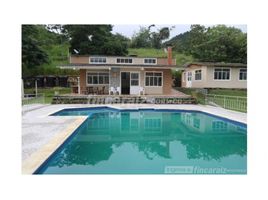 8 Bedroom Villa for sale in Cundinamarca, El Colegio, Cundinamarca