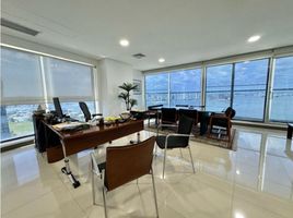 170 SqM Office for sale in Bolivar, Cartagena, Bolivar