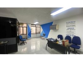 57.88 m² Office for sale in River View Park, Cali, Cali