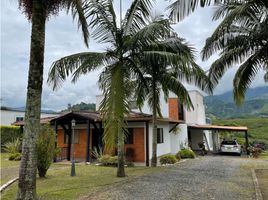 6 Bedroom House for sale in Risaralda, Pereira, Risaralda