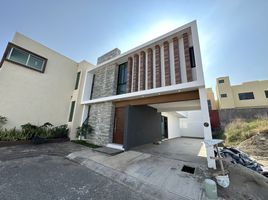 3 침실 주택을(를) 알바라도, 베라 크루즈에서 판매합니다., 알바라도