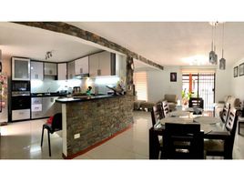 4 Habitación Villa en venta en Cali, Valle Del Cauca, Cali