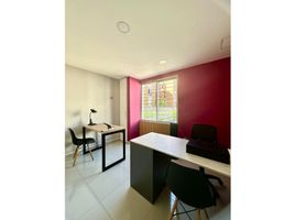 10 SqM Office for rent in Tolima, Ibague, Tolima