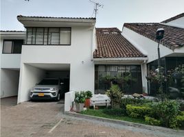 5 Bedroom Villa for sale in Palmetto Plaza Shopping Mall, Cali, Cali