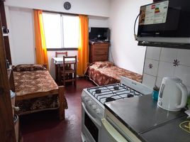 Estudio Apartamento en alquiler en Buenos Aires, General Pueyrredon, Buenos Aires