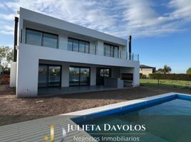 Villa 5 chambre à vendre à Escobar, Buenos Aires, Escobar