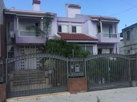 4 Bedroom House for sale in Rosario, Santa Fe, Rosario