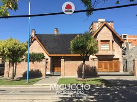 4 Habitación Casa en venta en Escobar, Buenos Aires, Escobar