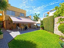 3 Bedroom House for sale in Lanus, Buenos Aires, Lanus