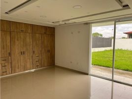 4 Bedroom House for sale in Valle Del Cauca, Tulua, Valle Del Cauca