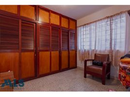 4 Habitación Villa en venta en Parque de los Pies Descalzos, Medellín, Medellín