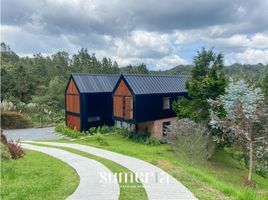 4 Habitación Villa en alquiler en Colombia, Envigado, Antioquia, Colombia