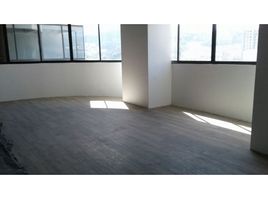 56.60 SqM Office for rent in Caldas, Manizales, Caldas