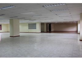 420 SqM Office for sale in Templo Bogotá Colombia, Bogota, Bogota