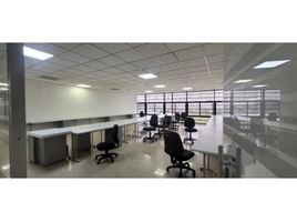 1,318 m² Office for rent in Aeropuerto Internacional El Dorado, Bogotá, Bogotá