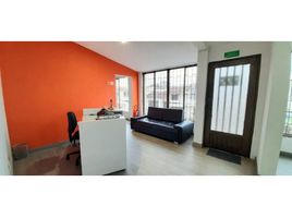 140 m² Office for sale in Pereira, Risaralda, Pereira