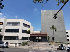 432 m² Office for sale in Yumbo, Valle Del Cauca, Yumbo