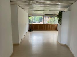 101 SqM Office for sale in Colombia, Medellin, Antioquia, Colombia