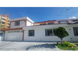 4 Bedroom House for sale in Bogota, Cundinamarca, Bogota