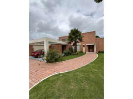 4 Bedroom House for sale in Cundinamarca, Chia, Cundinamarca