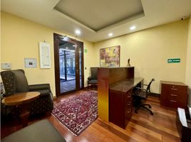 93 SqM Office for rent in Bogota, Cundinamarca, Bogota