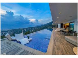 6 Bedroom House for sale in Bare Foot Park (Parque de los Pies Descalzos), Medellin, Medellin